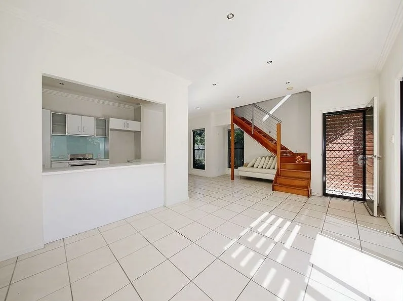 Additional image 4 of 1/23 Gladys Street, Stones Corner QLD 4120
