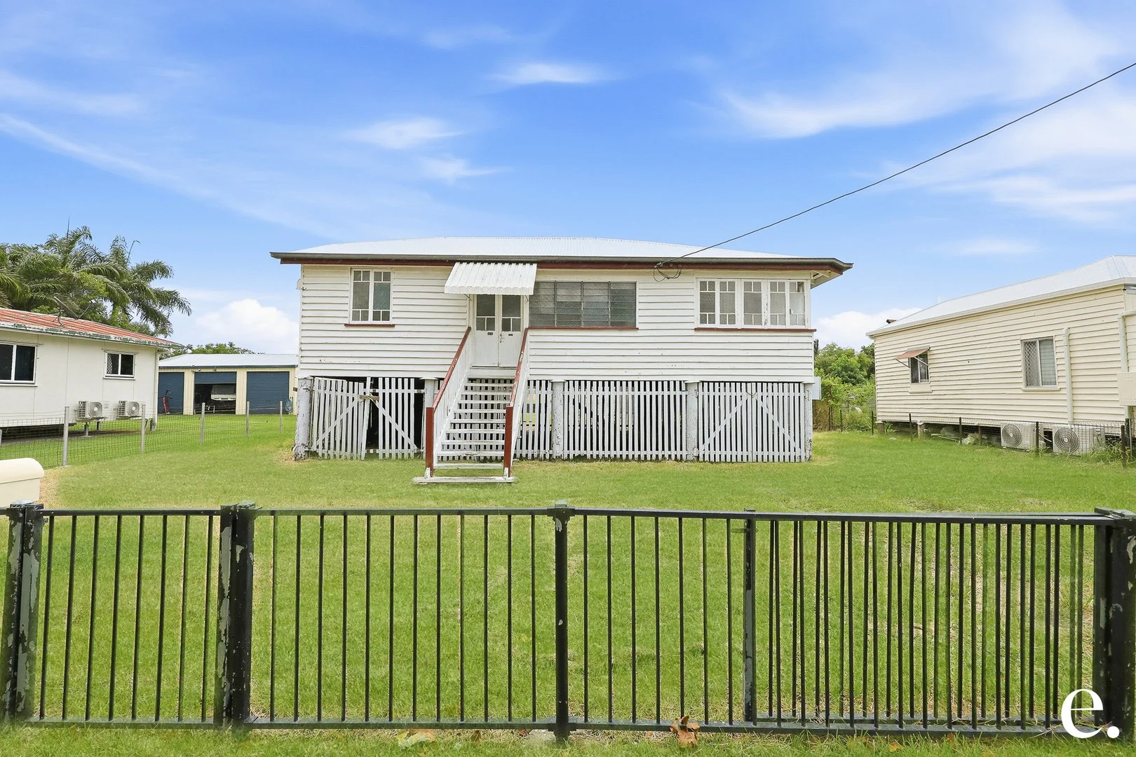 25 Face Street, Park Avenue QLD 4701