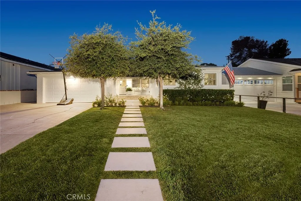 Additional image 2 of 2553 Fairway Drive, Costa Mesa, CA 92627