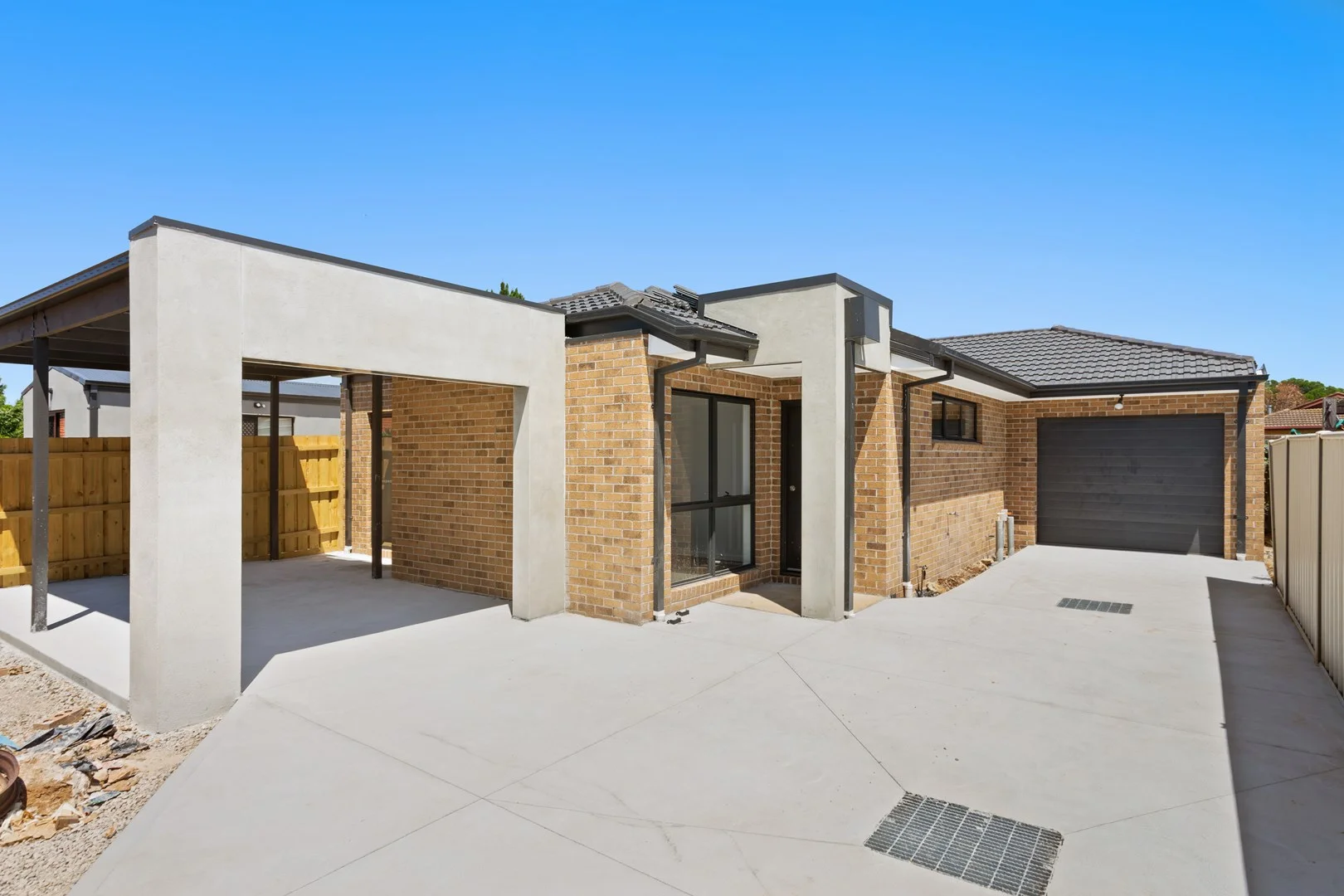 2/10 Victoria St, Altona Meadows VIC 3028