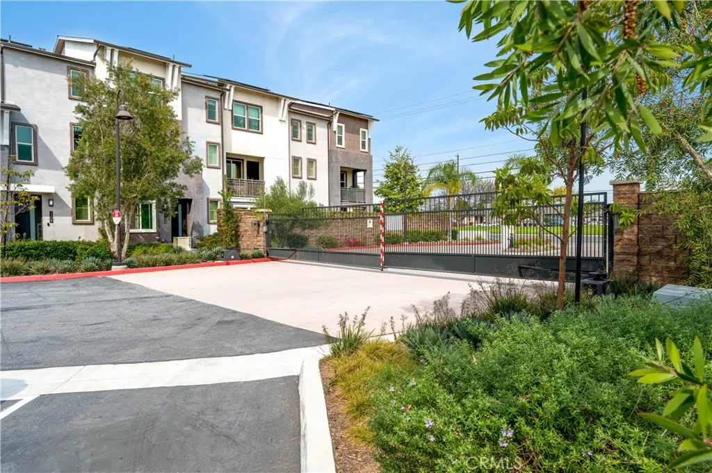 Additional image 54 of 1065 Sage Ln, Gardena, CA 90247
