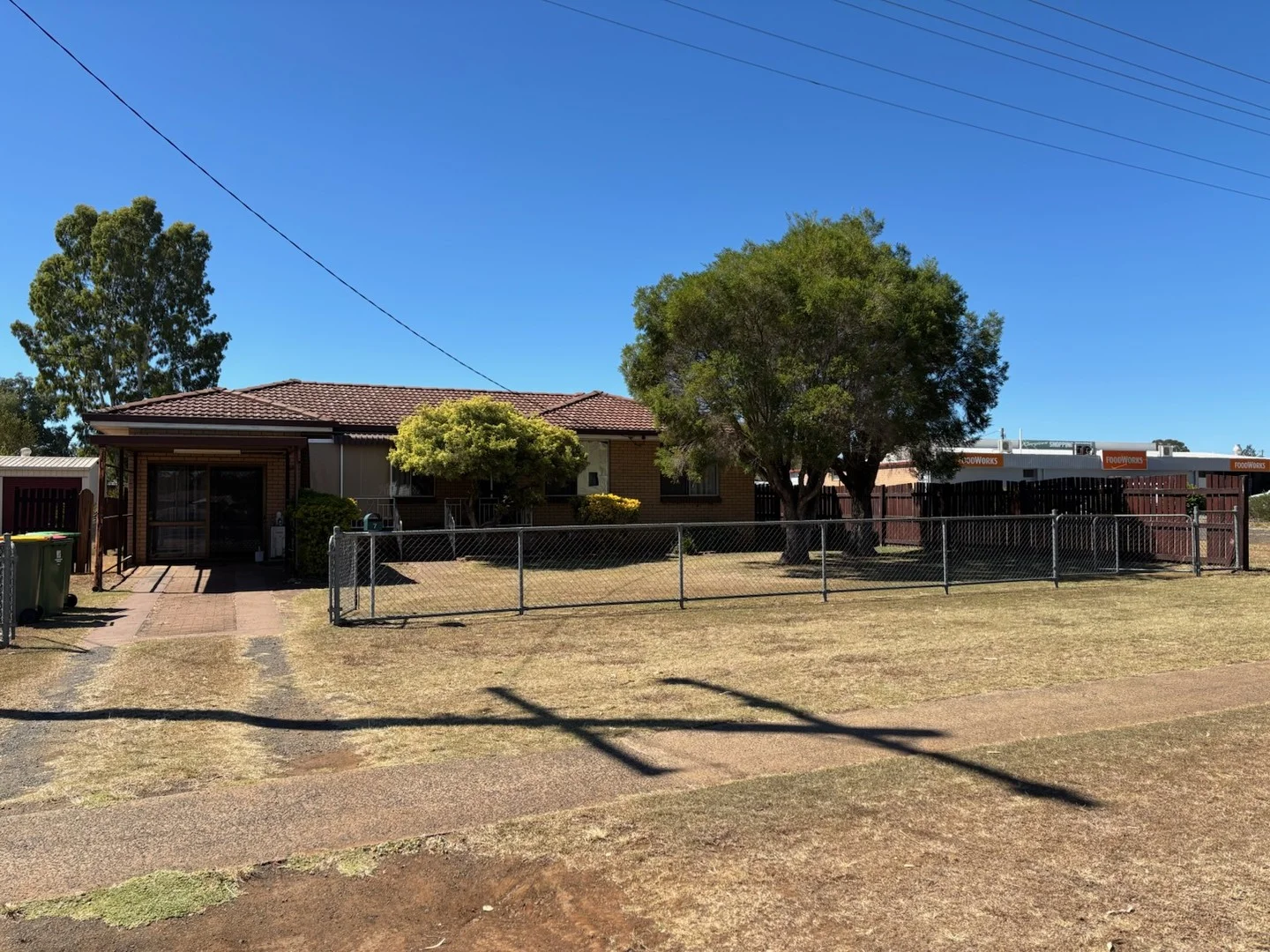 7 Toowoomba Road, Oakey QLD 4401