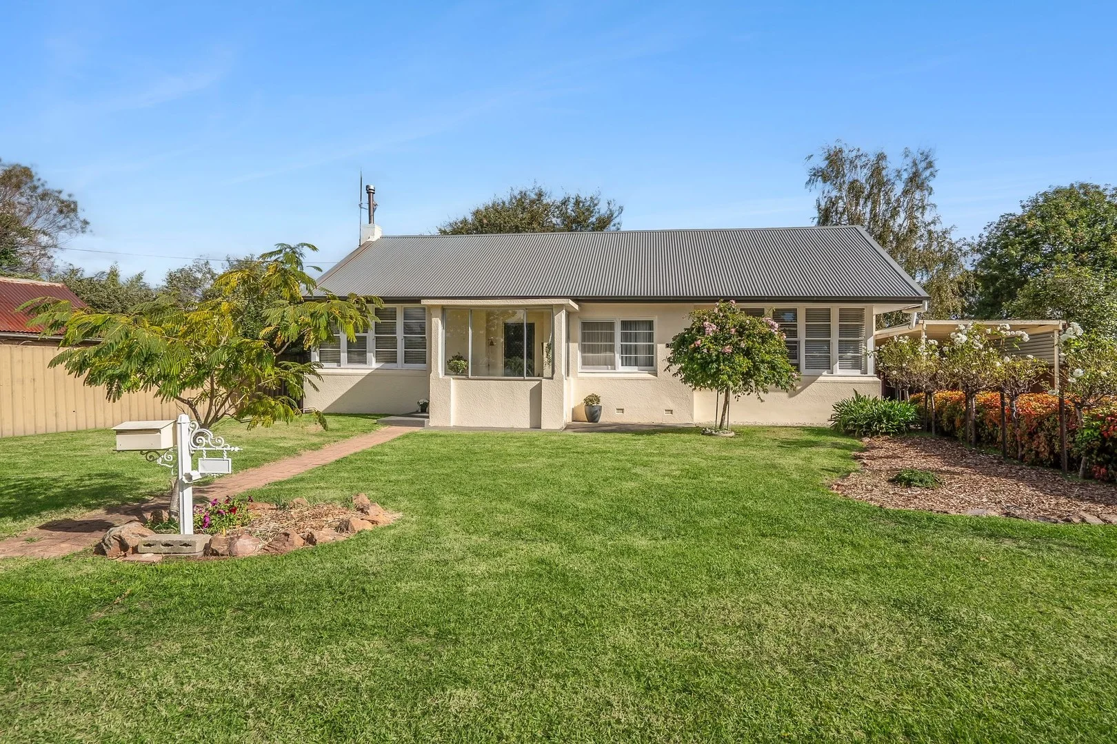 24 Elizabeth Street, Goulburn NSW 2580