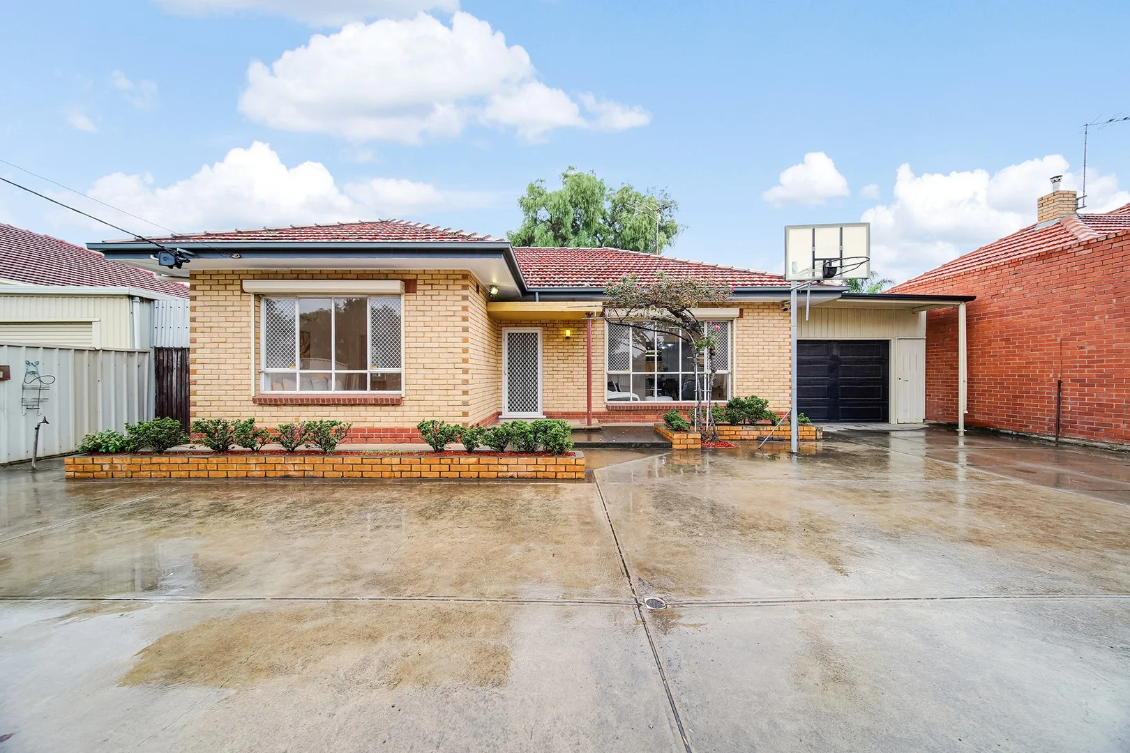 16 Harcourt Street, Mansfield Park SA 5012