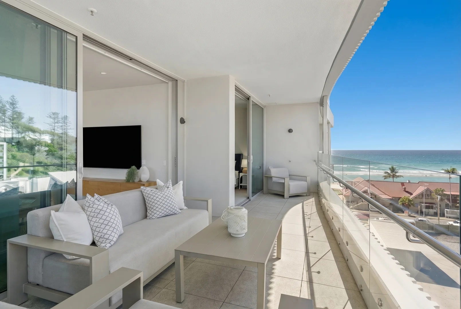 607/4 Miles Street, Kirra QLD 4225