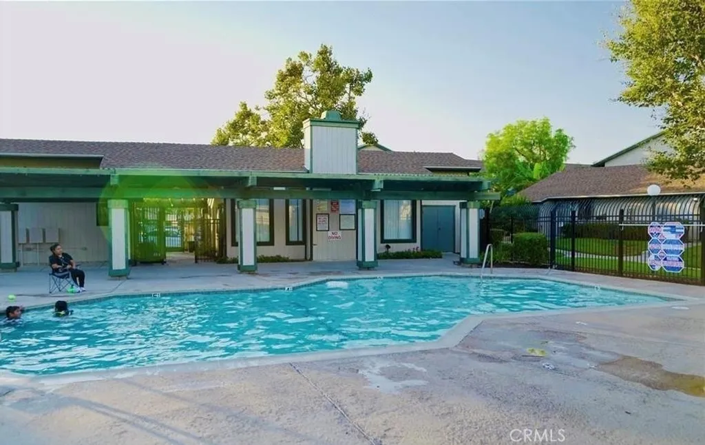 Additional image 16 of 23232 orange av, Lake Forest, CA 92630