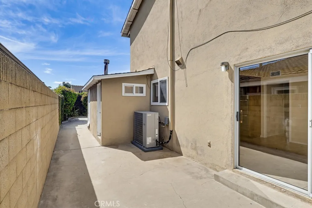 Additional image 72 of 3531 Julian Avenue, Long Beach, CA 90808