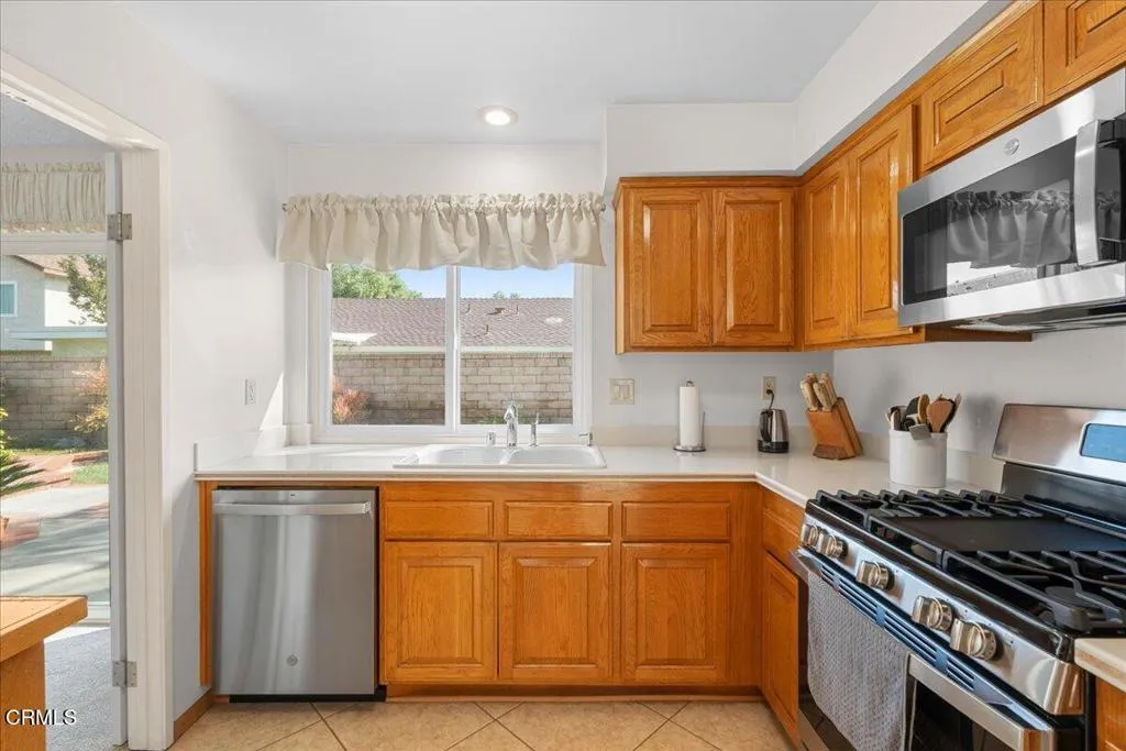 Additional image 14 of 25530 Meadow Mont Street, Valencia, CA 91355