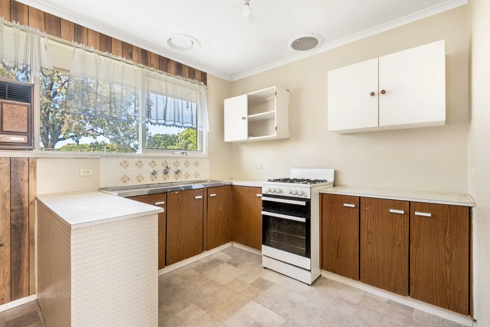 Additional image 2 of 29 Teleta Crescent, Corio VIC 3214