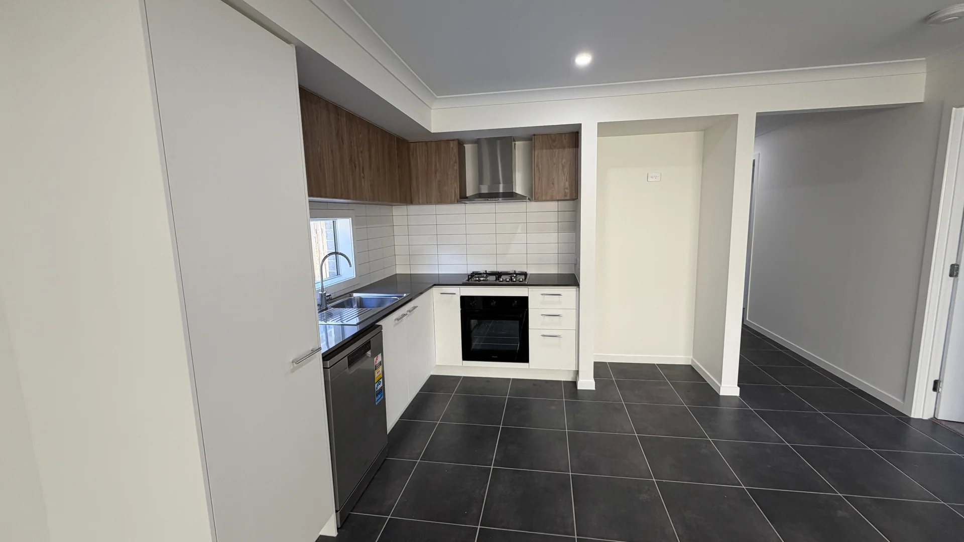 Additional image 5 of 8 Celestial Way, White Rock QLD 4306