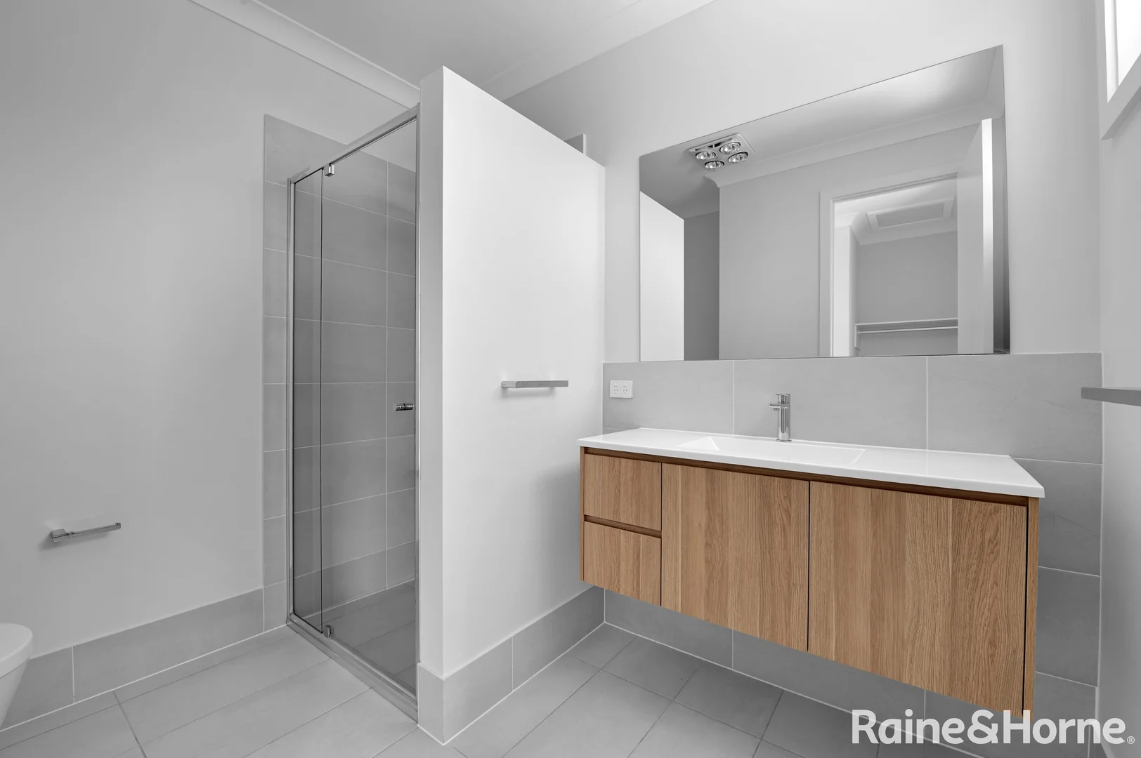 Additional image 13 of 62 Riverview Road, Nowra NSW 2541