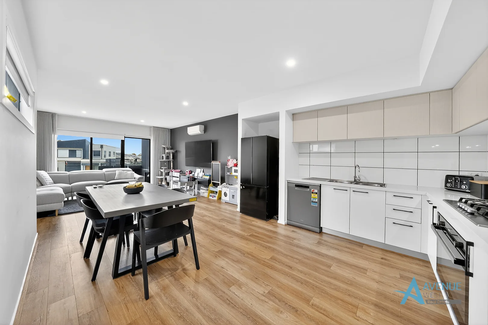 Additional image 8 of 23 Amazing Boulevard, Fraser Rise VIC 3336