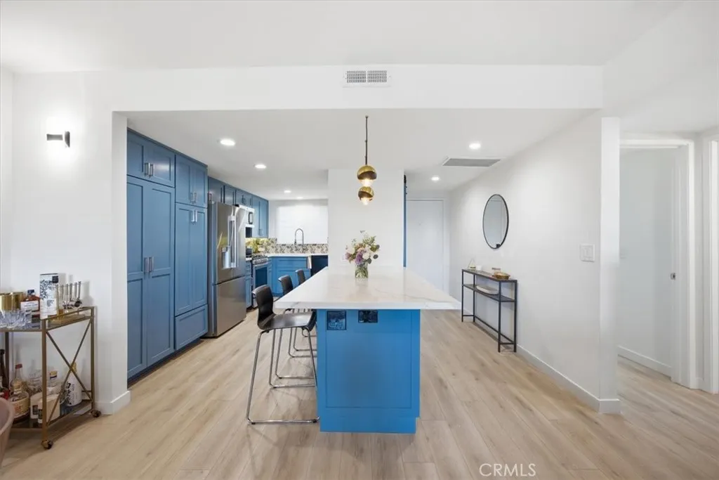 Additional image 9 of 215 W Palm Avenue Unit 301, El Segundo, CA 90245