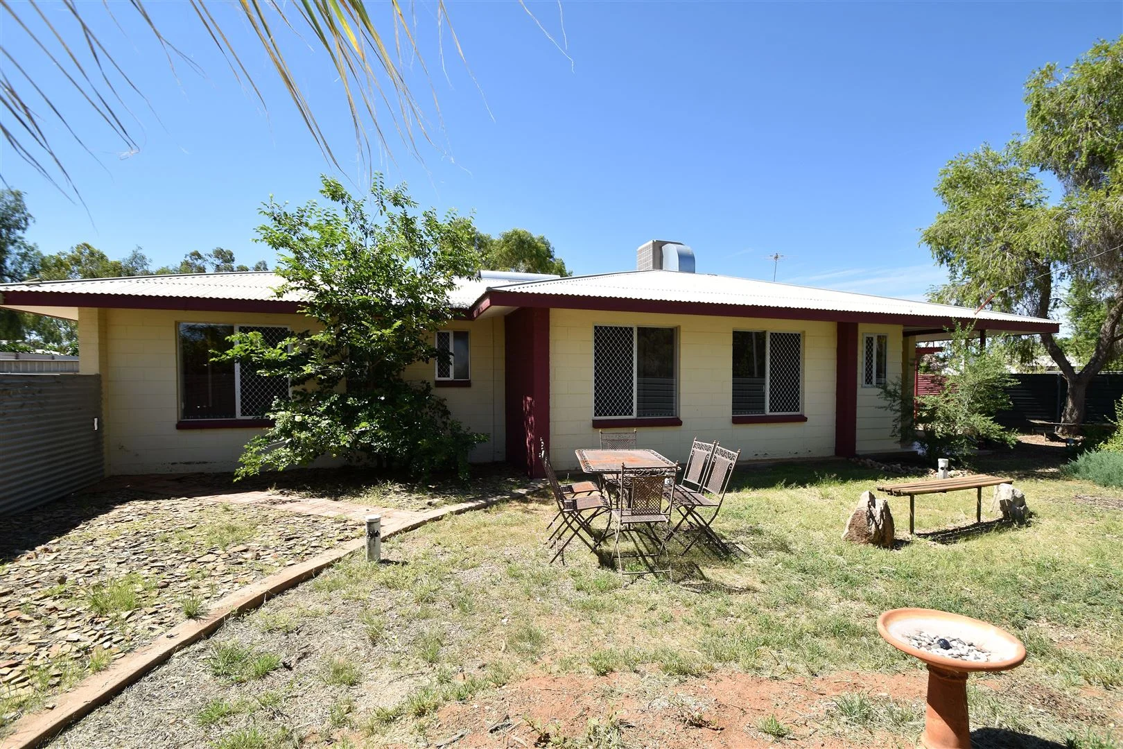 33 Erumba Street, Braitling NT 0870