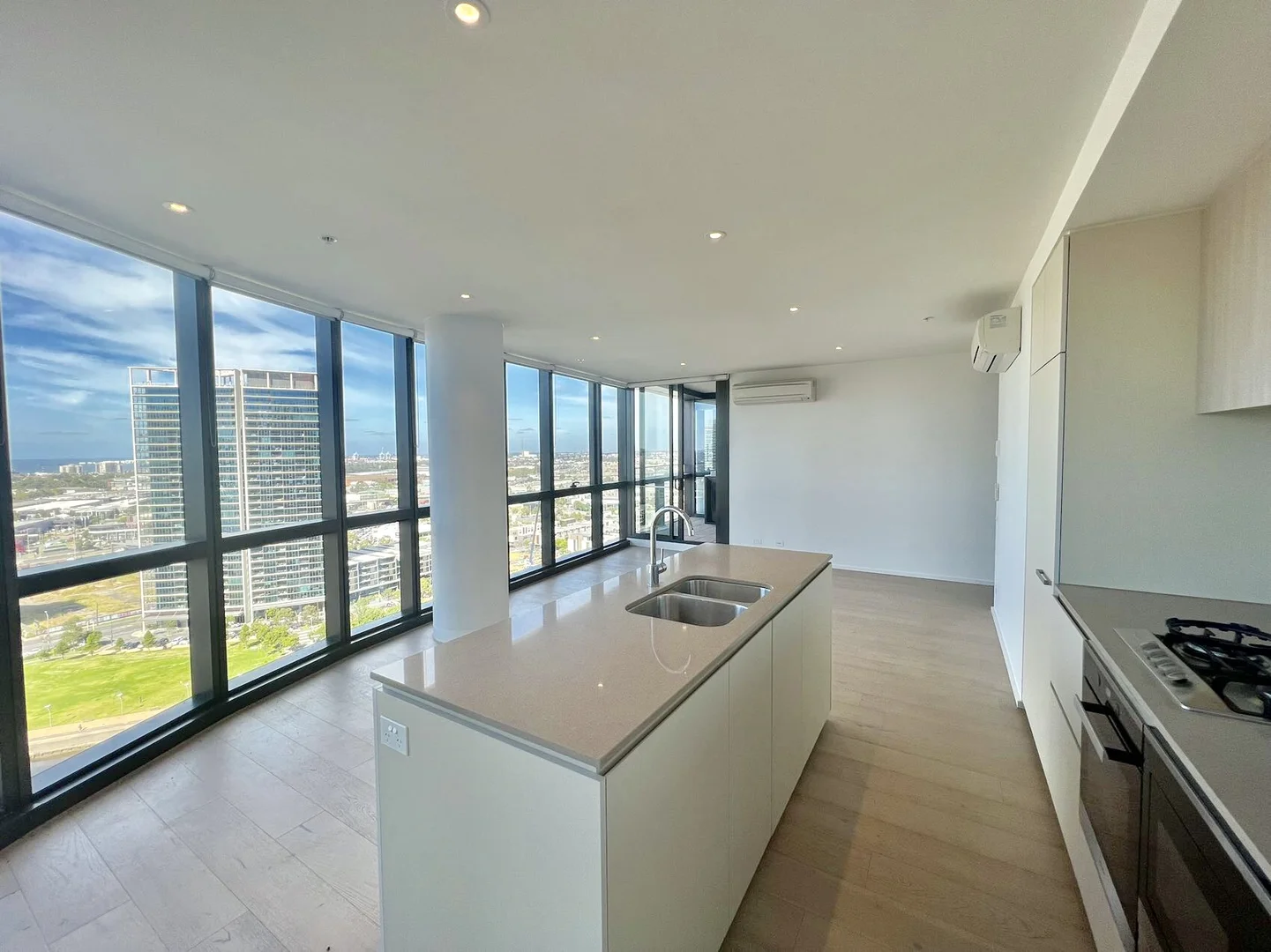 Additional image 2 of 2102S/883 Collins Street, Docklands VIC 3008