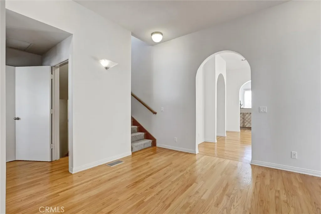 Additional image 47 of 12134 Lawler St, Los Angeles, CA 90066