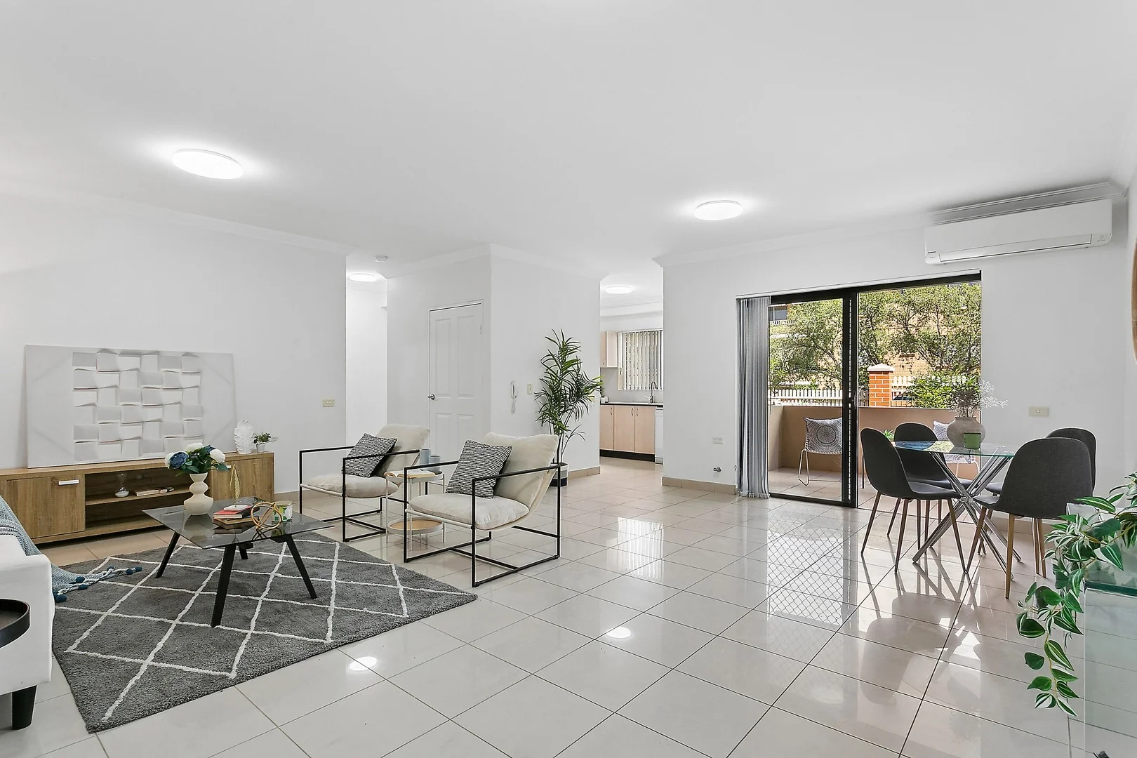 1/20-24 Connells Point Road, South Hurstville NSW 2221