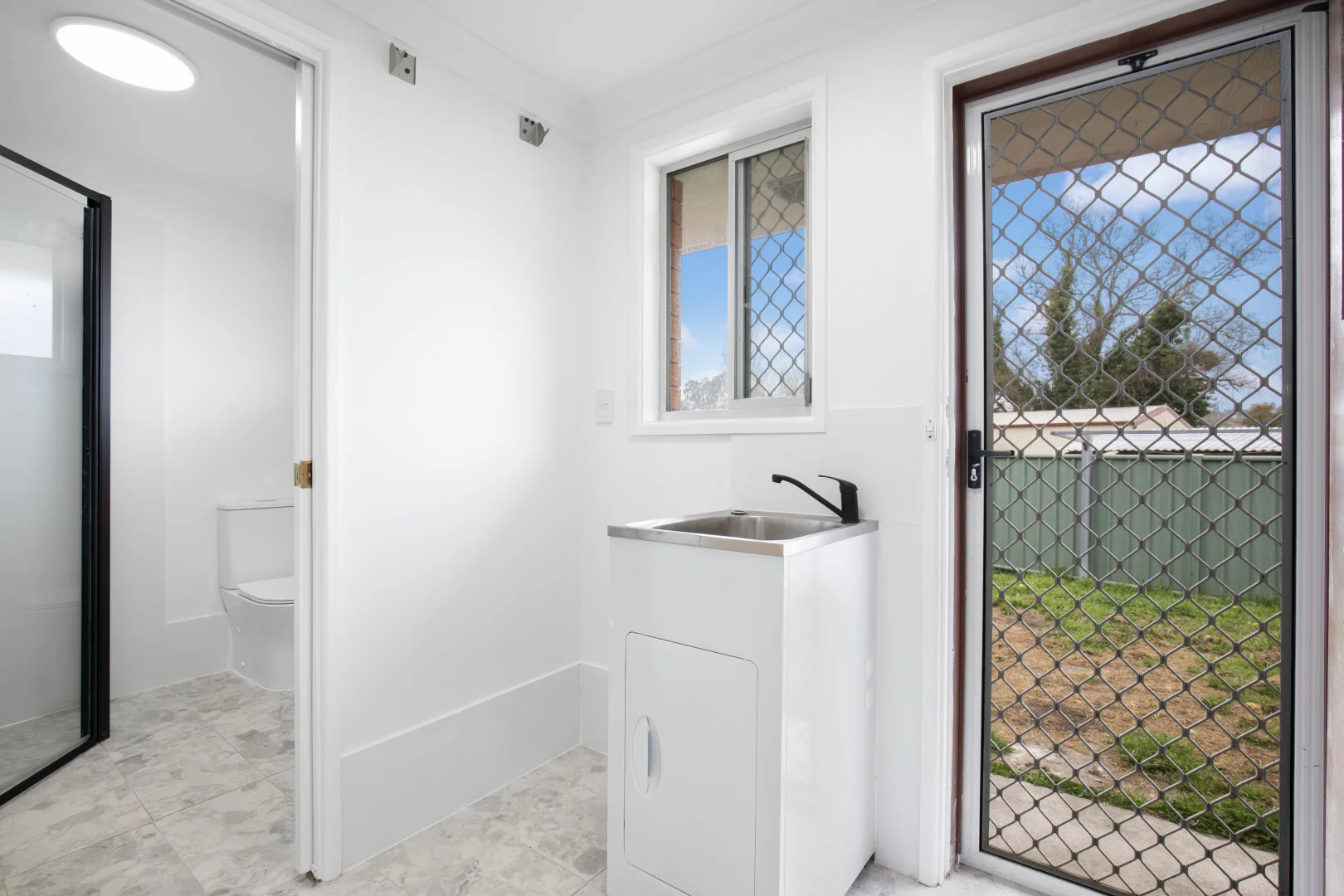 Additional image 6 of 1/17 Queen Elizabeth Drive, Armidale NSW 2350