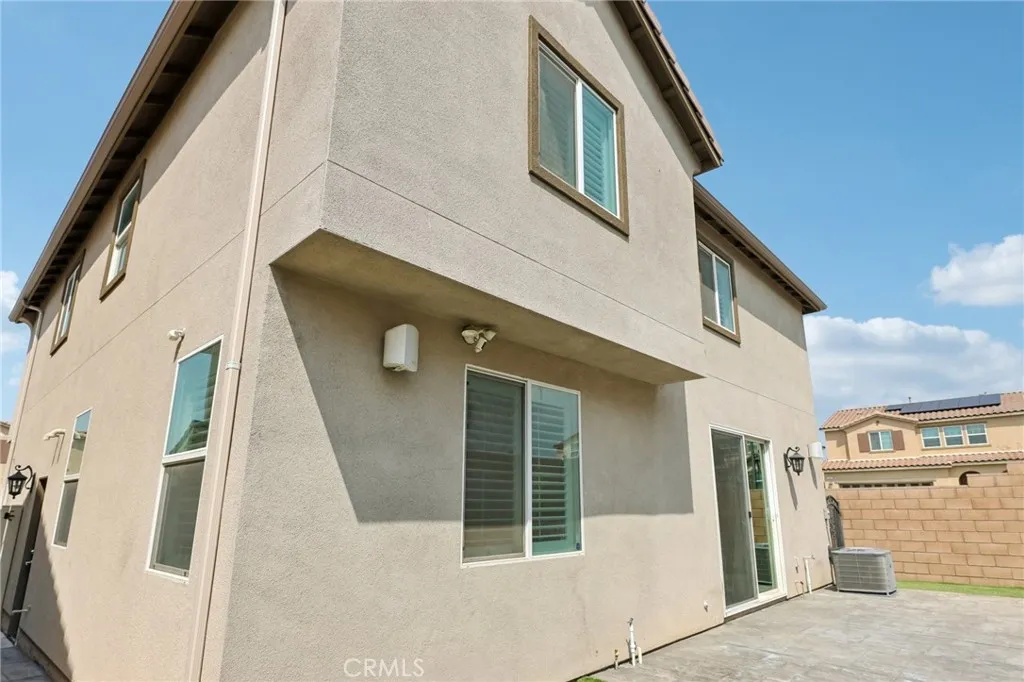 Additional image 36 of 833 S Sumac Lane, Rialto, CA 92376