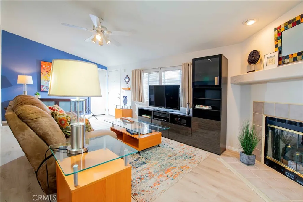 Additional image 9 of 11401 Topanga Canyon Blvd Unit 77, Chatsworth, CA 91311