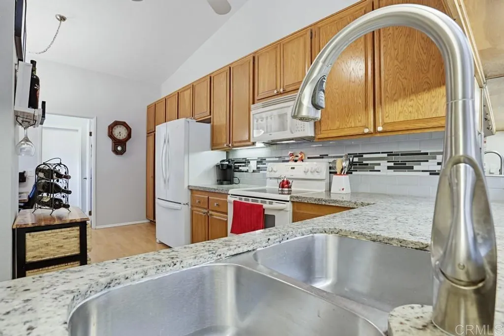 Additional image 7 of 17889 Avenida Cordillera, San Diego, CA 92128