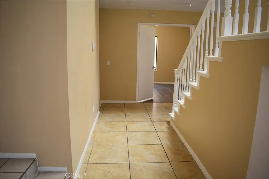 Additional image 40 of 325 Rainbow Ter, Palmdale, CA 93551