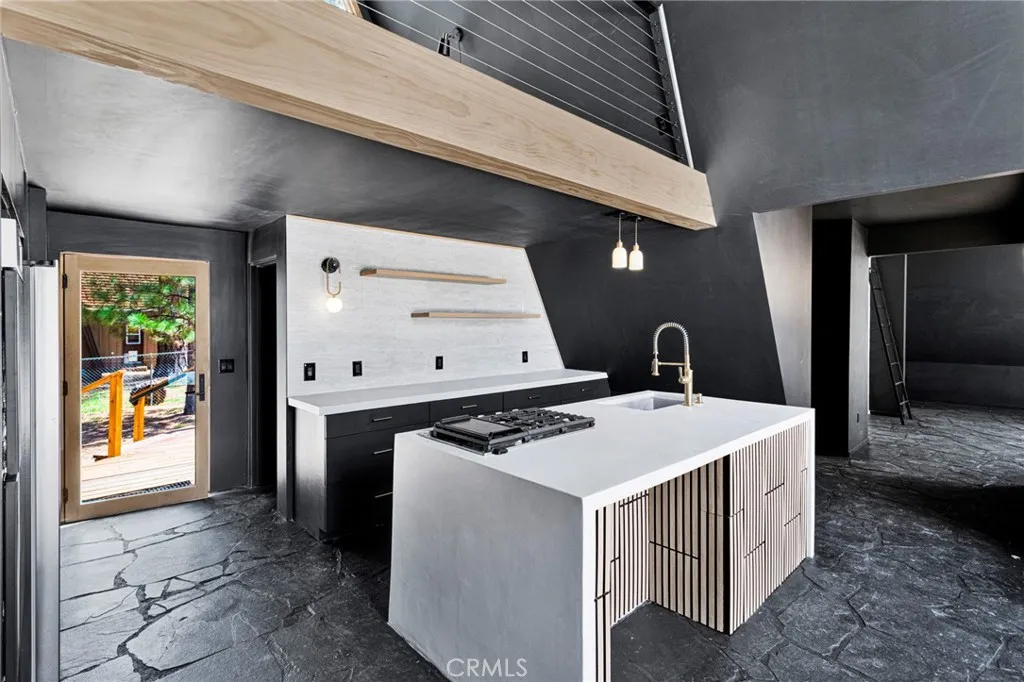 Additional image 45 of 605 Ponderosa Dr, Big Bear Lake, CA 92315