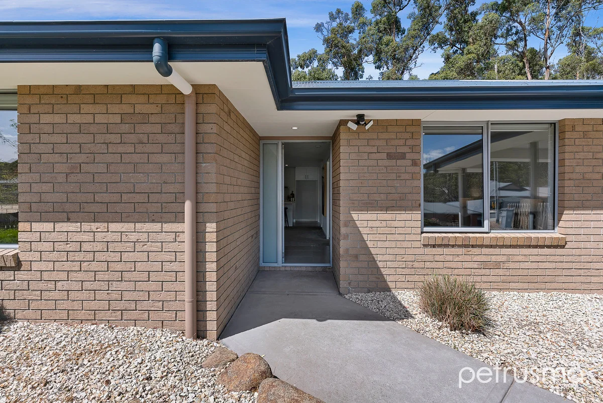 Additional image 2 of 31 Turquoise Way, Kingston TAS 7050