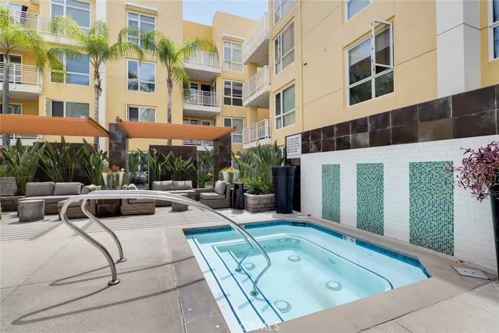 Additional image 30 of 21301 Erwin Street Unit 228, Woodland Hills, CA 91367