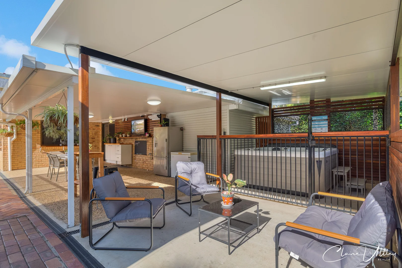 Additional image 2 of 15 Hawaii Crescent, Banksia Beach QLD 4507