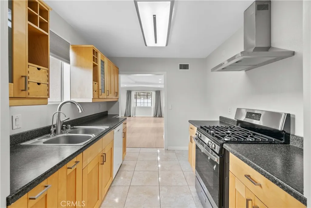 Additional image 16 of 8057 Wentworth Street, Sunland, CA 91040