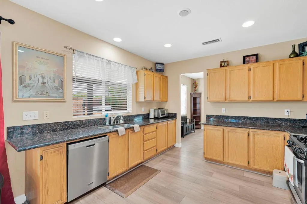 Additional image 11 of 17866 Robusta Drive, Riverside, CA 92503