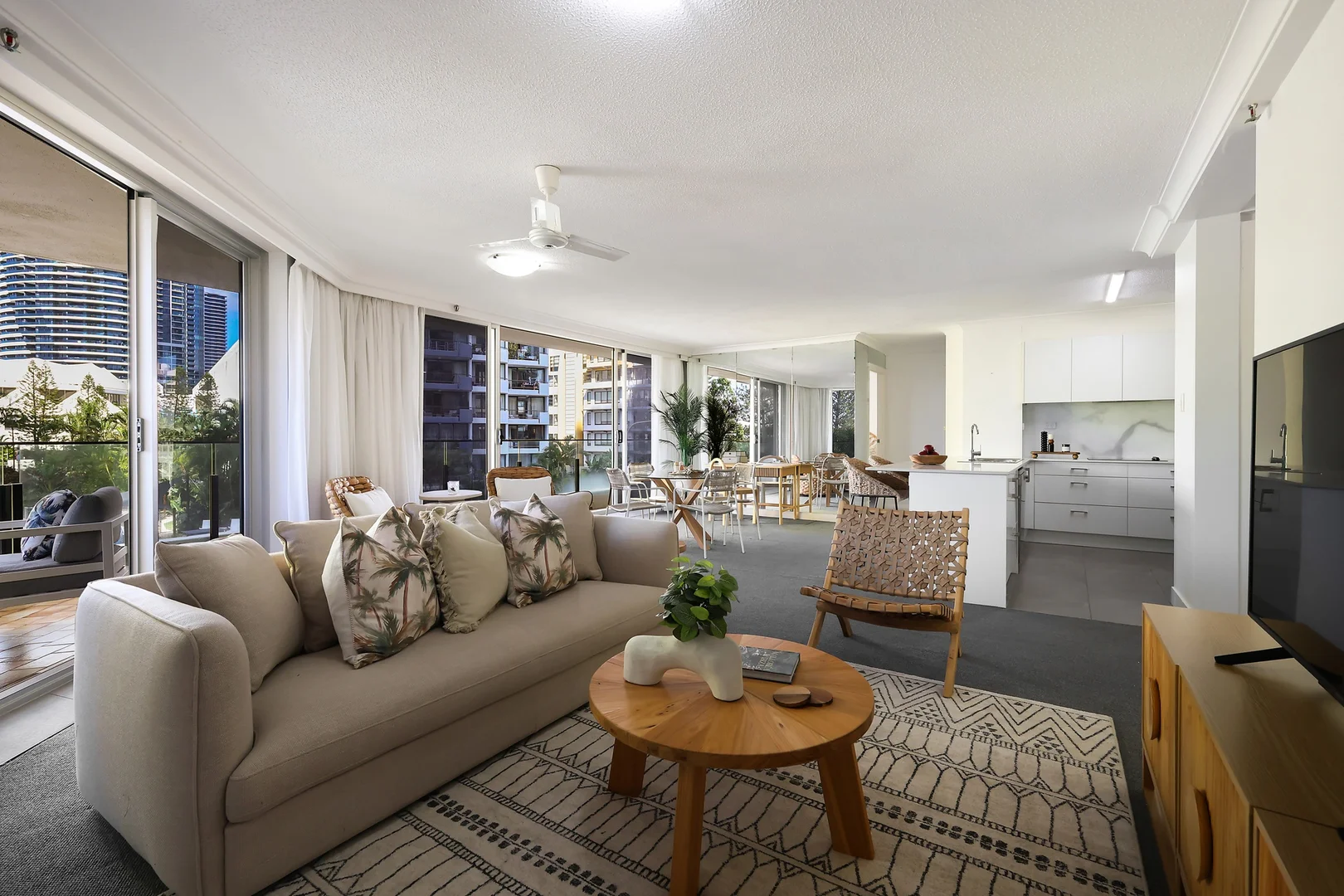 Additional image 2 of 2E/1 Albert Avenue, Broadbeach QLD 4218