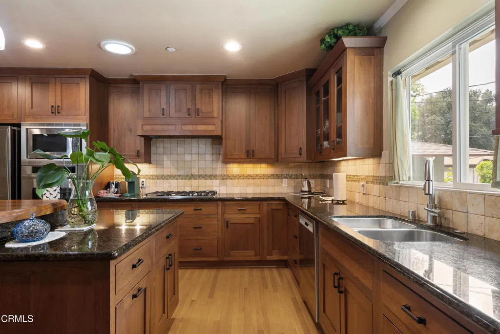 Additional image 15 of 5015 Verwood Avenue, Glendale, CA 91214