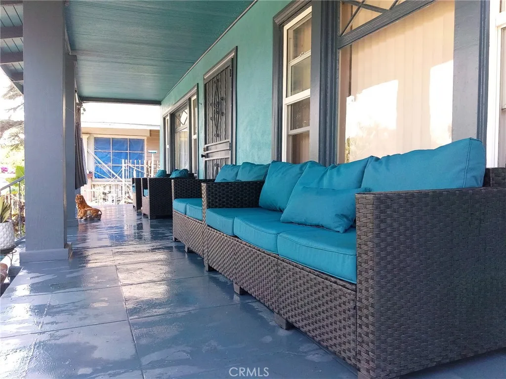 Additional image 22 of 1046 W 49th St, Los Angeles, CA 90037