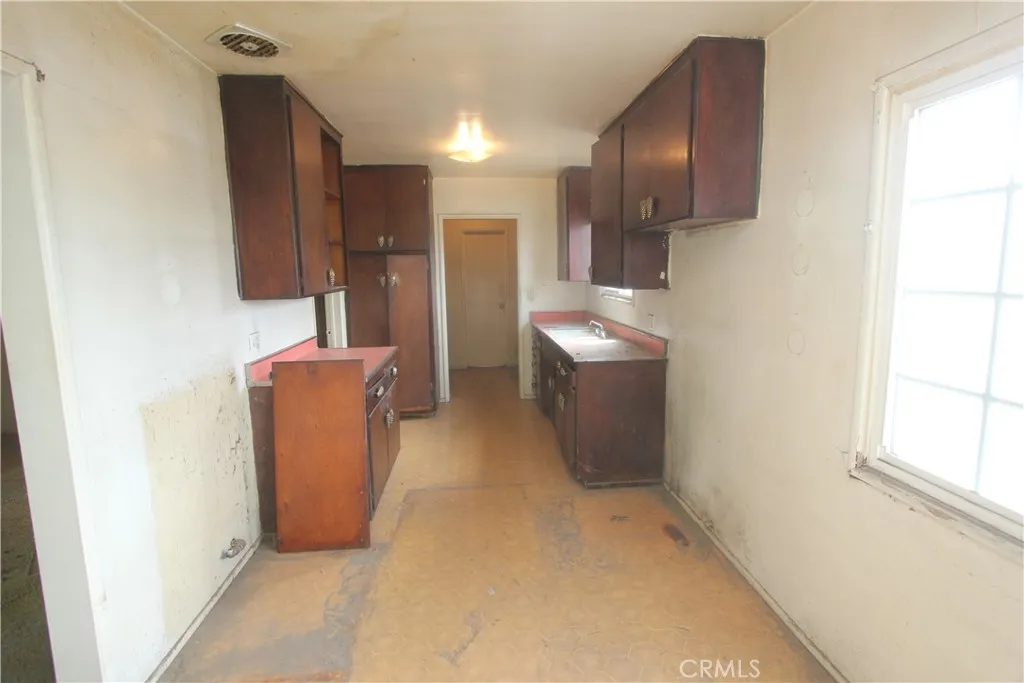 Additional image 7 of 538 Wood St, Santa Ana, CA 92703