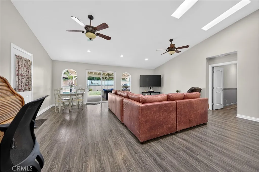 Additional image 74 of 9602 Gierson Ave, Chatsworth, CA 91311