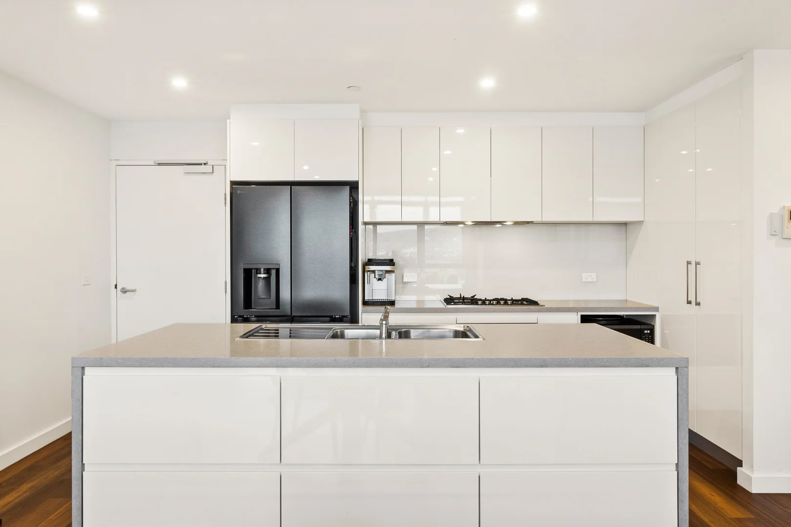Additional image 5 of 701/10-18 Regent Street, Wollongong NSW 2500