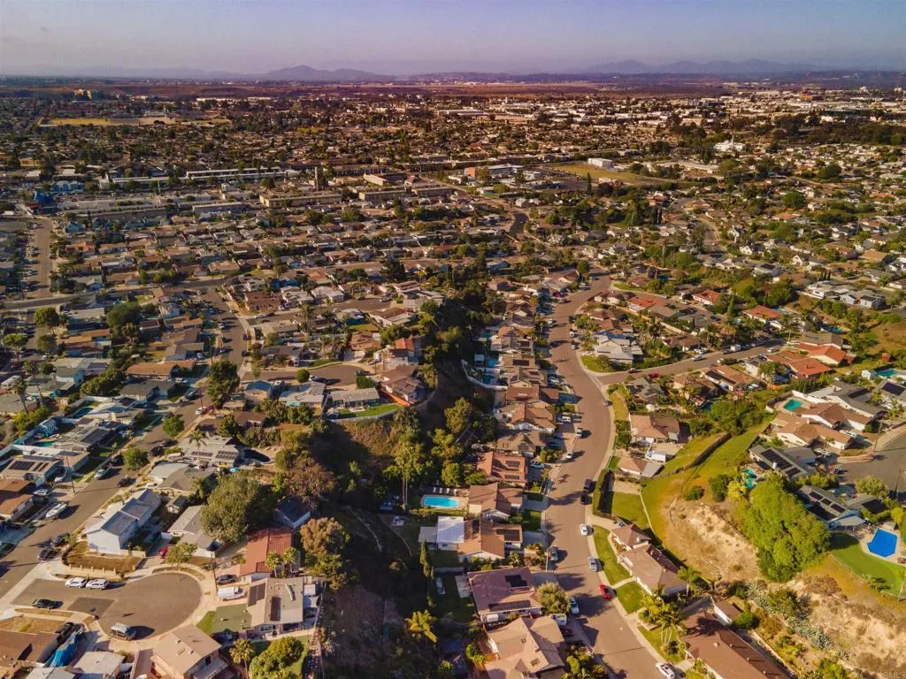 Additional image 93 of 3876 Mount Albertine Avenue, San Diego, CA 92111