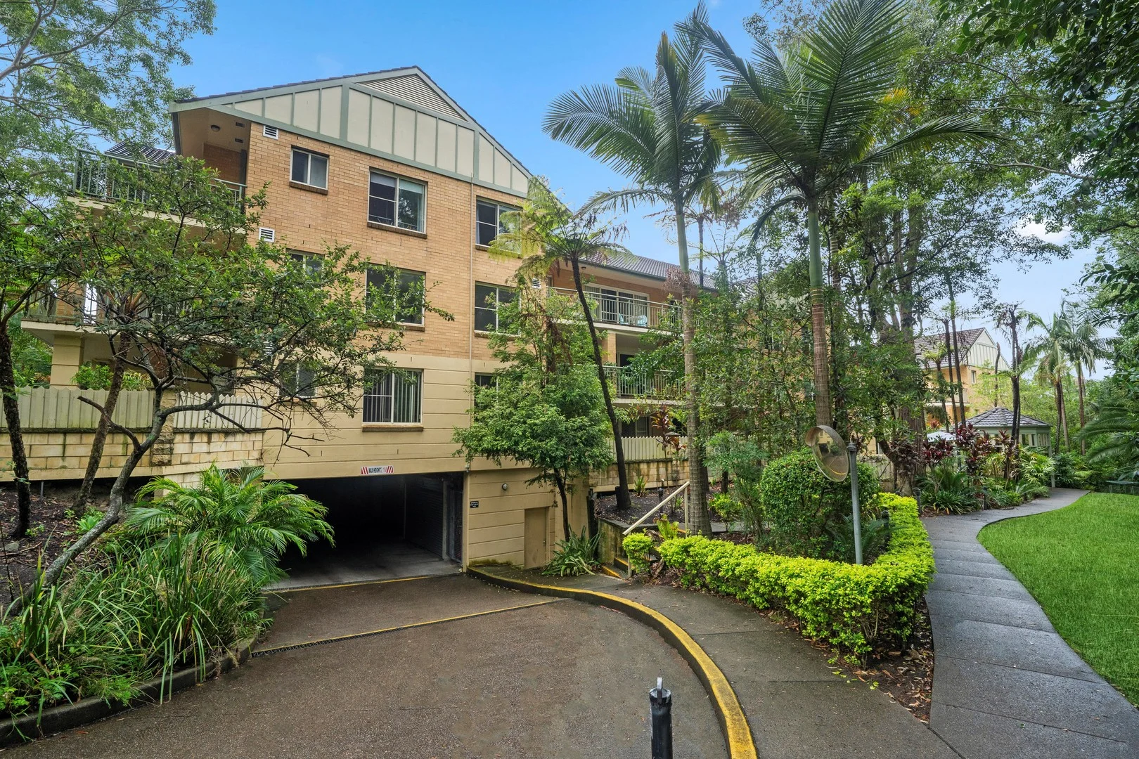 41/21 Water Street, Hornsby NSW 2077