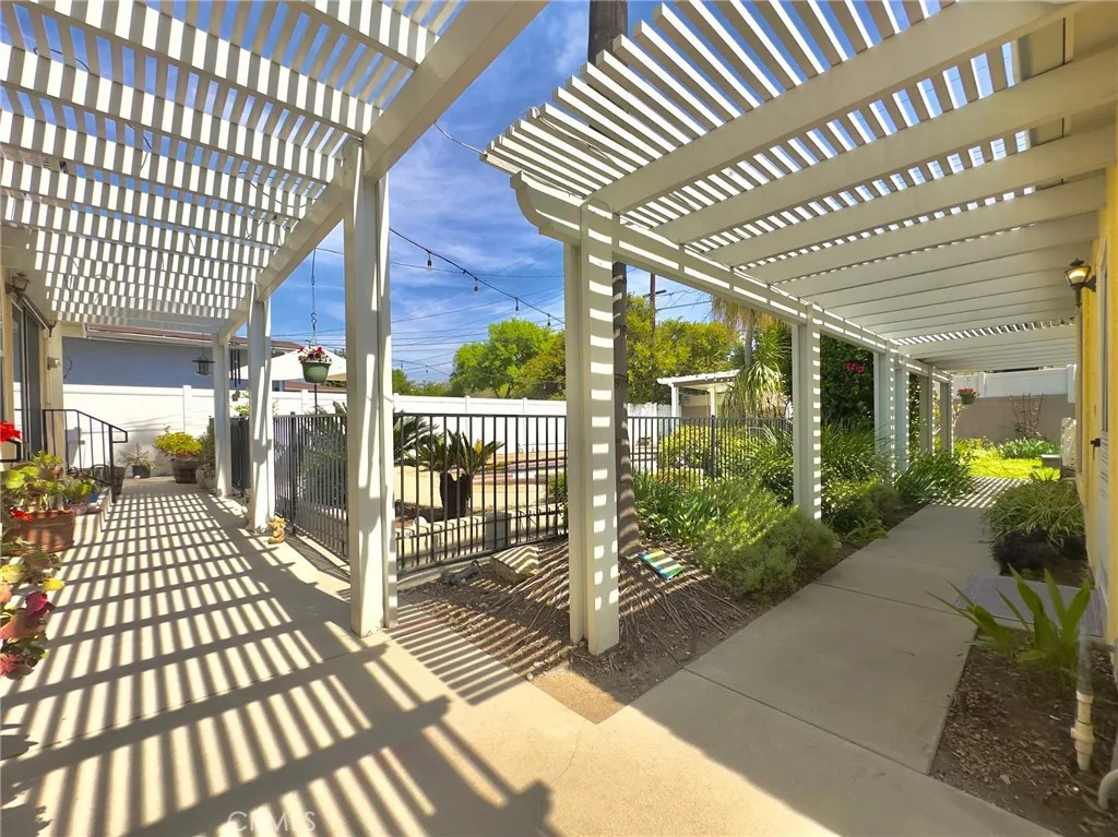 Additional image 94 of 218 Princeton Avenue, Claremont, CA 91711