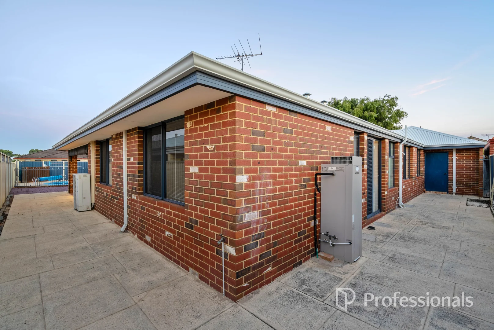 Additional image 30 of 6 Knutsford Crescent, Port Kennedy WA 6172