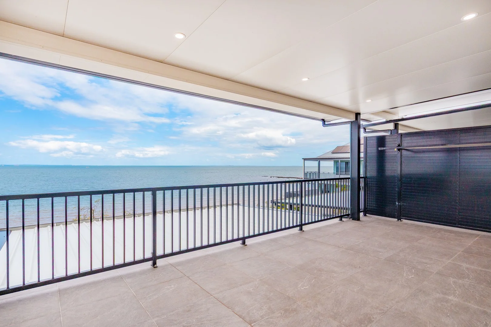 4/90 Prince Edward Parade, Redcliffe QLD 4020