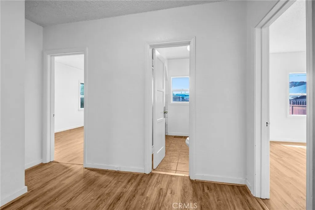 Additional image 18 of 914 E 83rd Street, Los Angeles, CA 90001