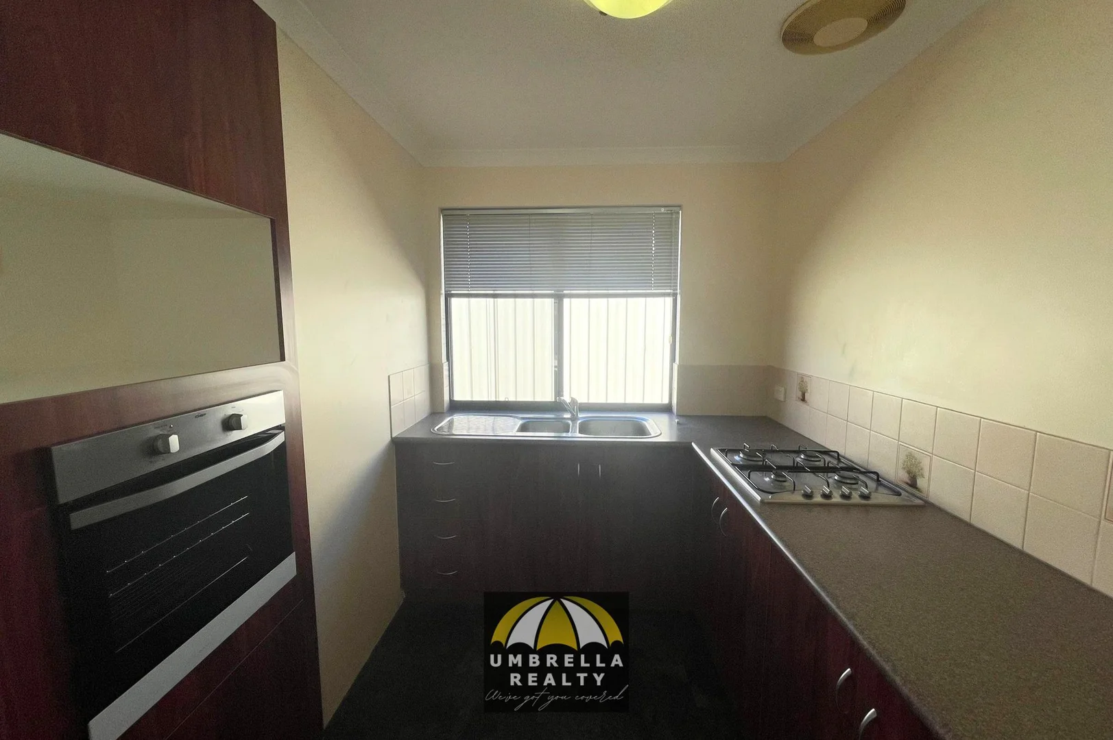 8/13 Wakefield Crescent, Australind WA 6233 photo 3