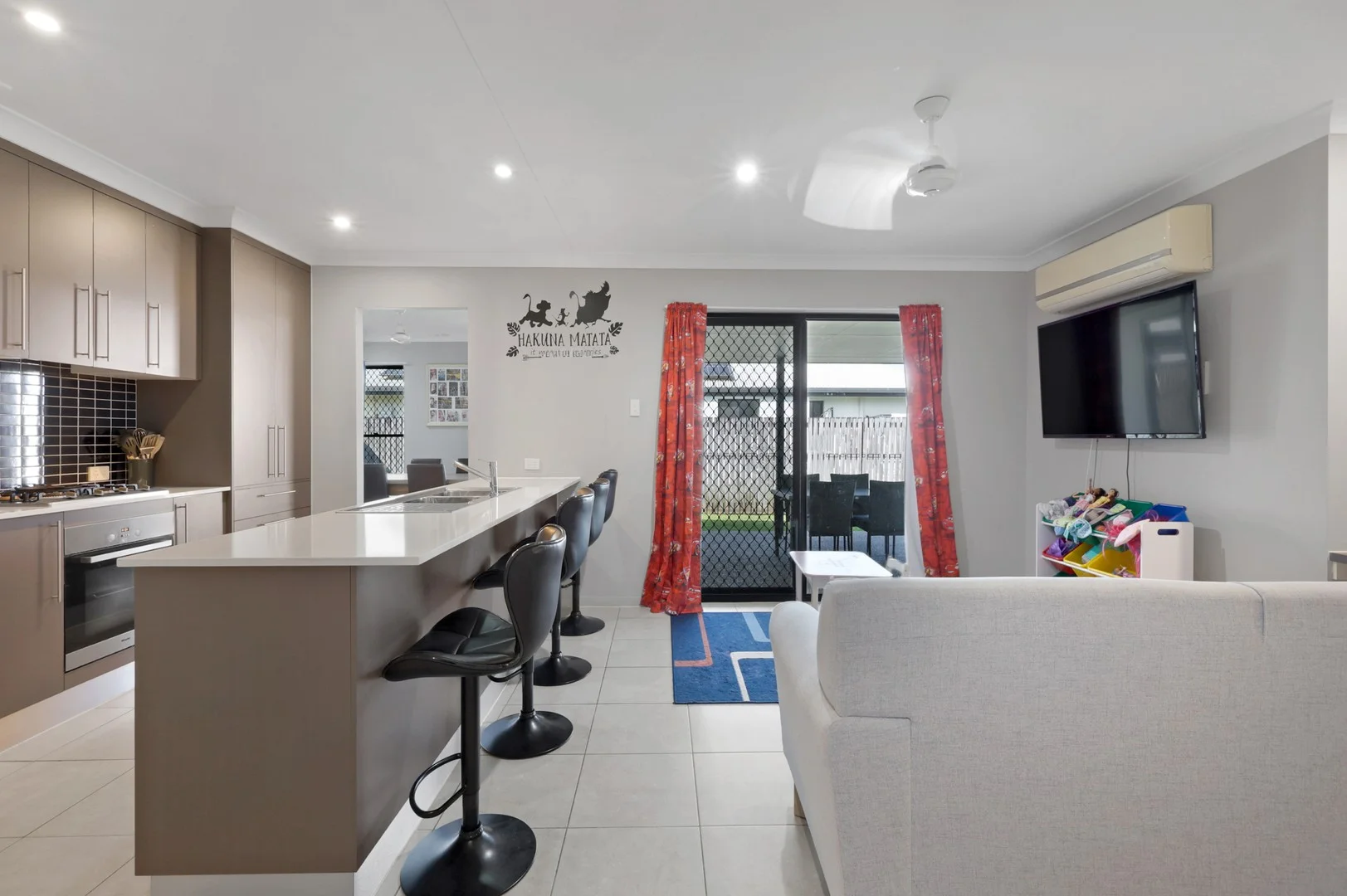 Additional image 2 of 27 O'Neill Place, Marian QLD 4753