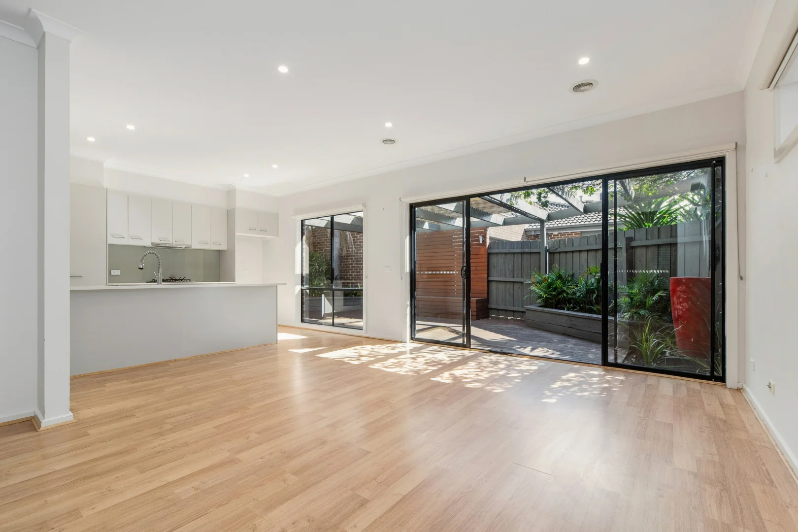 Additional image 2 of 1/49 Bondi Road, Bonbeach VIC 3196