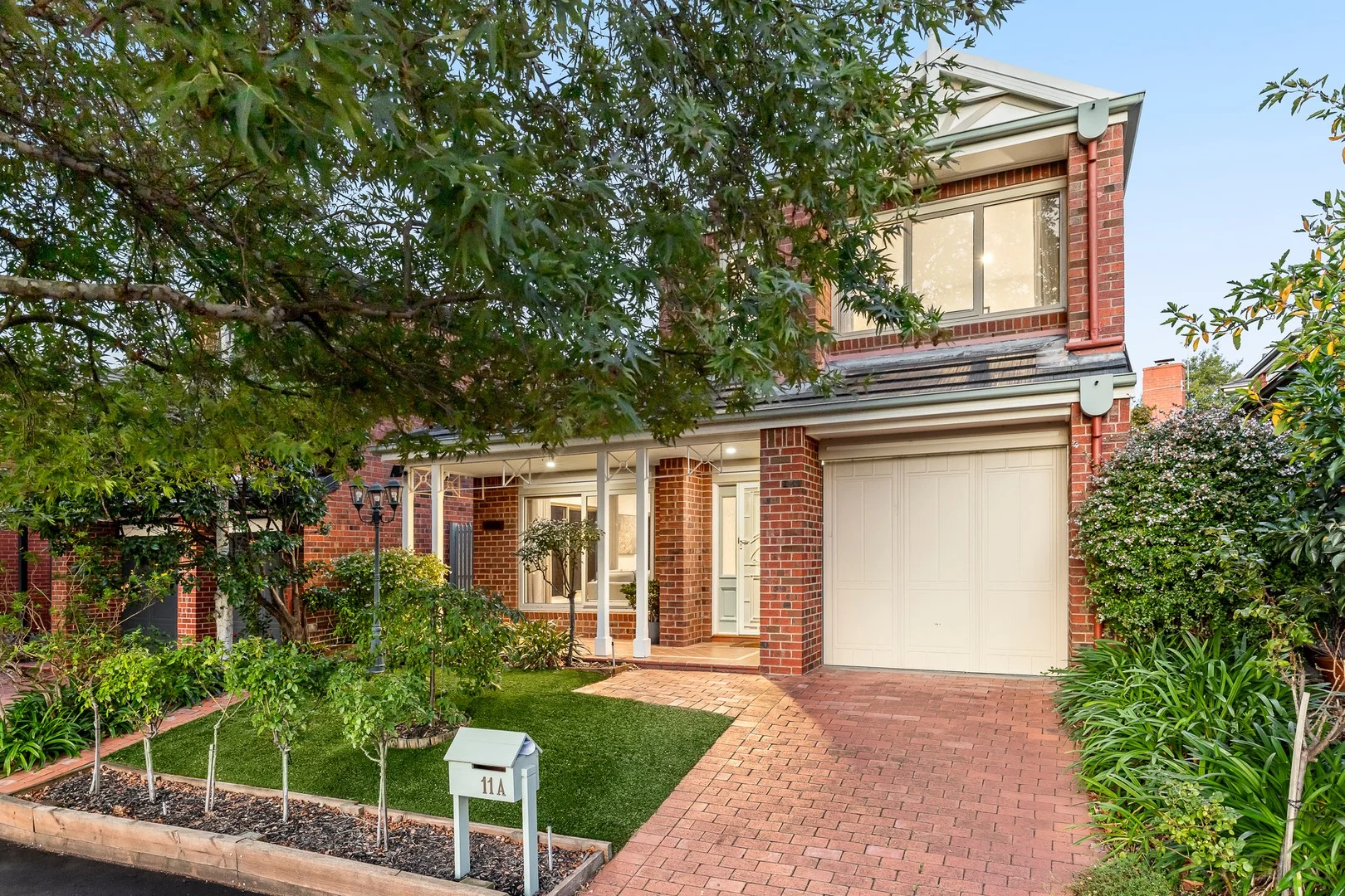 11A Fairholm Grove, Camberwell VIC 3124