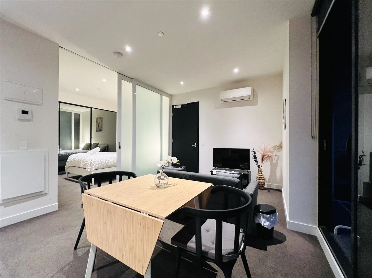 Additional image 2 of 409/120 Abeckett Street, Melbourne VIC 3000