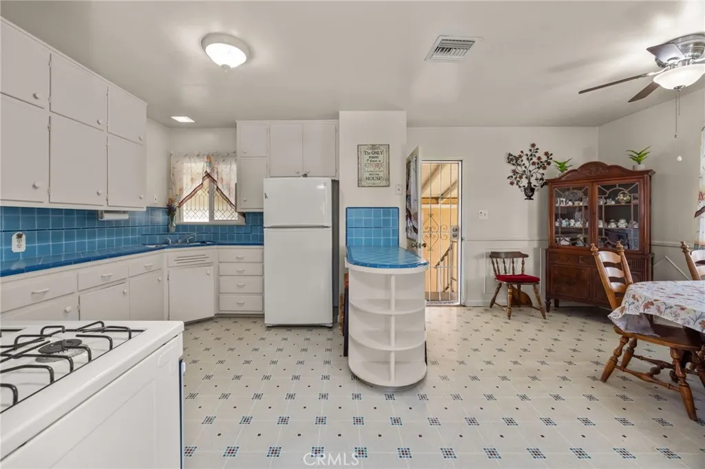 Additional image 33 of 428 S Campus, Upland, CA 91786